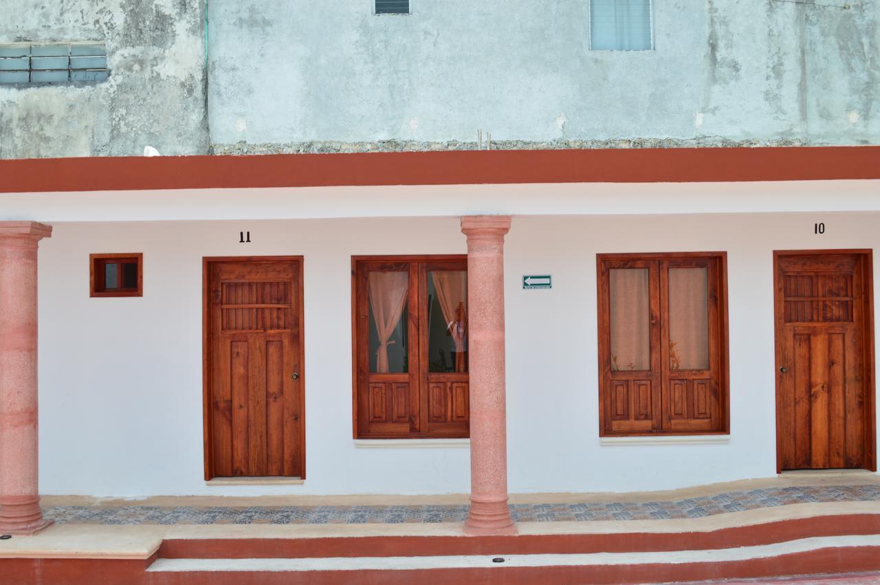 Hotel Las Mestizas Вальядолид Экстерьер фото