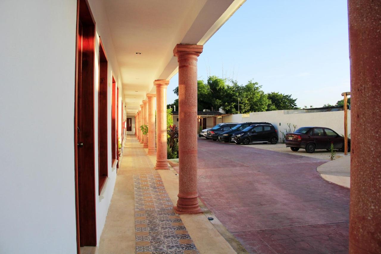 Hotel Las Mestizas Вальядолид Экстерьер фото